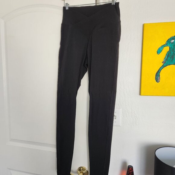 *NWOT* Pink Victoria's Secret V-Crossover Leggings- Size S - Picture 5 of 10